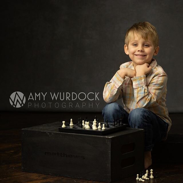 Kieran brought in his #chess set Saturday for the #heartbreakers session. Man this kid... #heloveschess ⠀⠀⠀⠀⠀⠀⠀⠀⠀
⠀⠀⠀⠀⠀⠀⠀⠀⠀
#love #valentinesday #minisession #childportrait #portraitphotography #childrenportraiture #Minneapolisphotographer #StPaulphotographer #twincitiesphotographer #amywurdockphotography